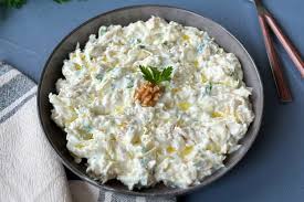 AZ KEREVİZ SALATASI