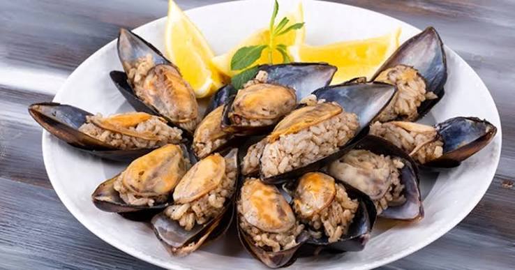 MİDYE DOLMA
