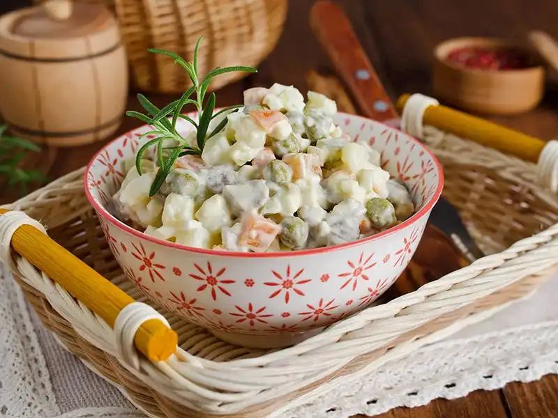 RUS SALATASI